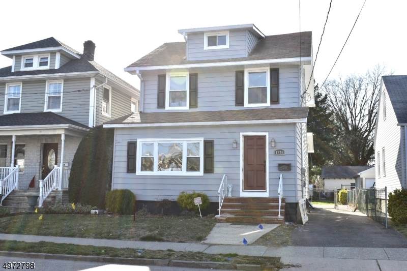 1086 Salem Ave - Photo 1