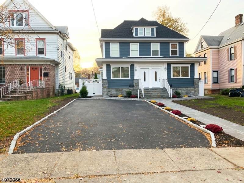 208 Walnut Ave - Photo 1