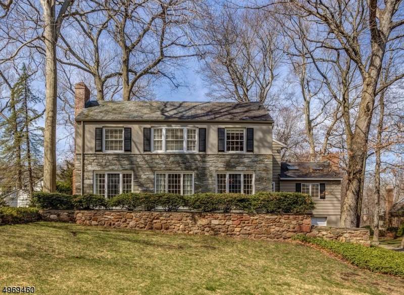 144 Hill Crest Ave - Photo 1