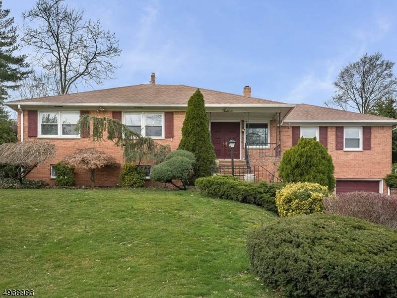 12 Huntley Rd - Photo 1