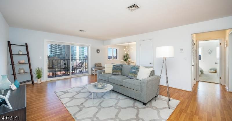 314 Palisade Ave-Apt 3B - Photo 1