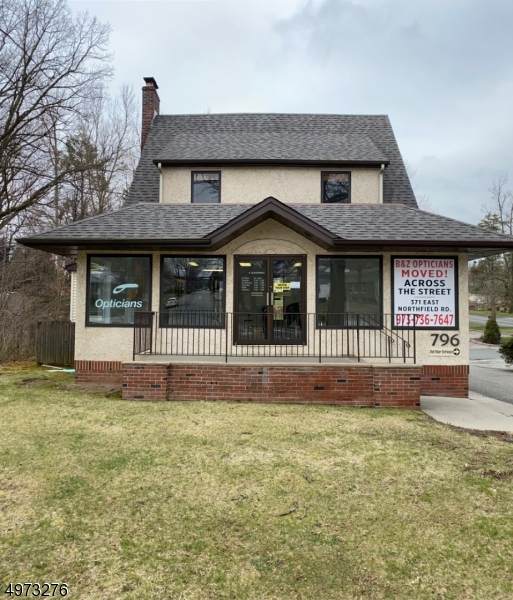 796 Northfield Ave - Photo 1
