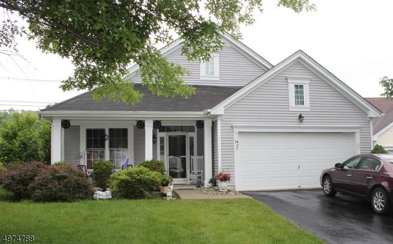54 Kensington Cir - Photo 1