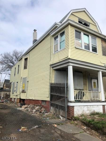 163 S 6Th St - Photo 1