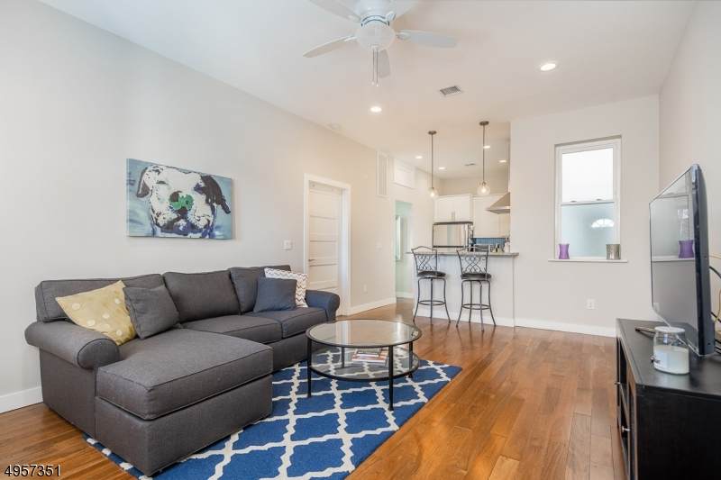 82 Hackensack St Unit 7 - Photo 1