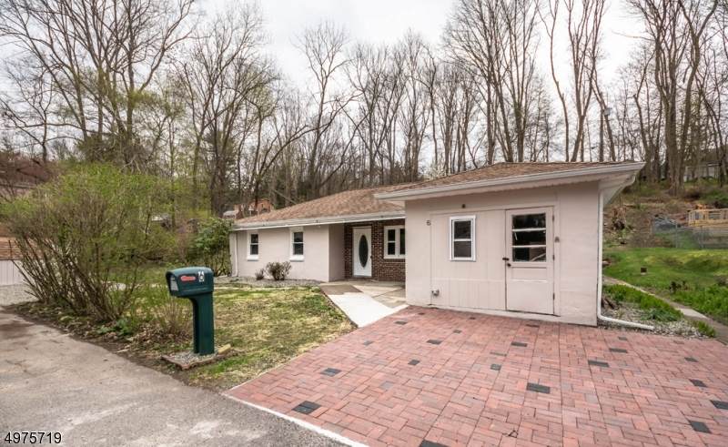 6 Oak Ln - Photo 1 6 Oak Ln - Photo 1