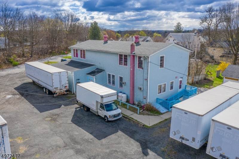 35 Brown St - Photo 1