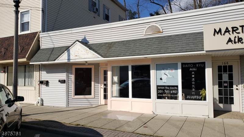 170 Main St - Photo 1