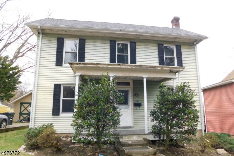 8 Maryland Ave - Photo 1