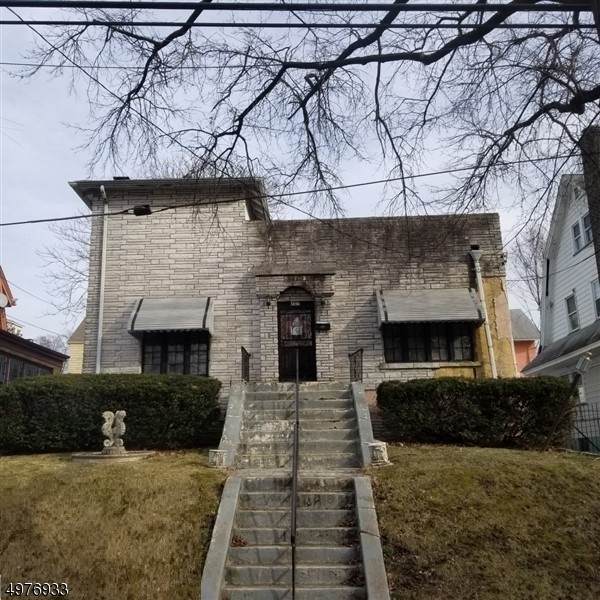 407 Lake St - Photo 1