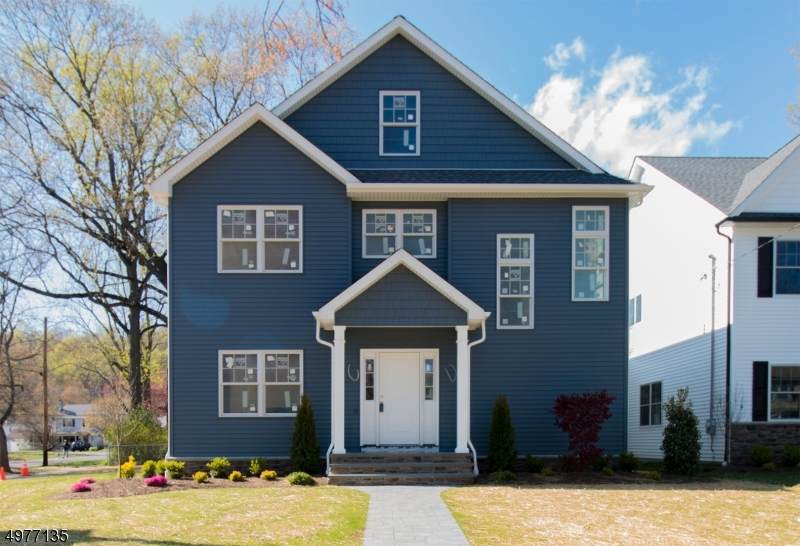 311 Evergreen Blvd - Photo 1