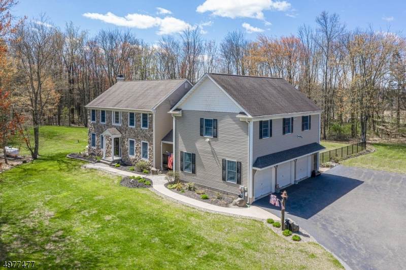 45 Whiskey Ln - Photo 1