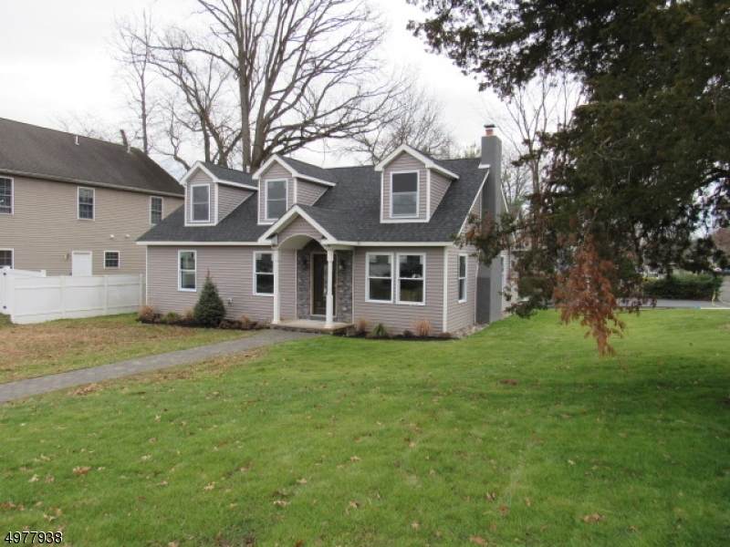 20 Minnehaha Blvd - Photo 1