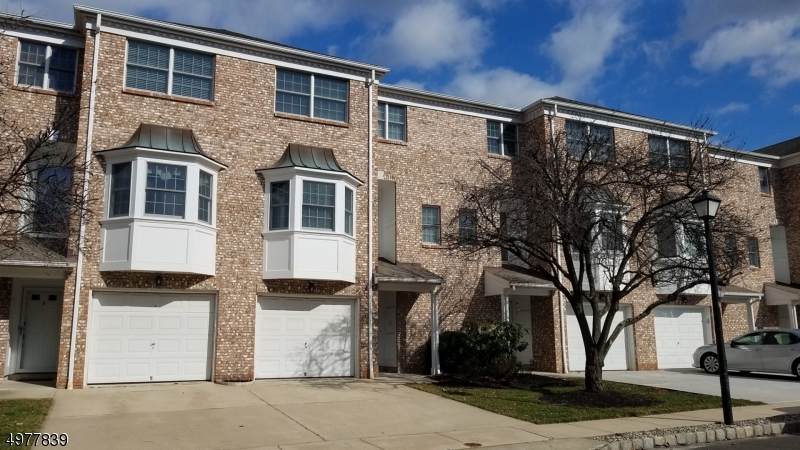 10 Hidden Pond Ct - Photo 1