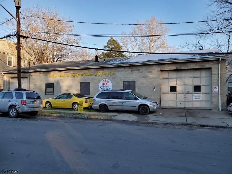51 S Gaston Ave - Photo 1