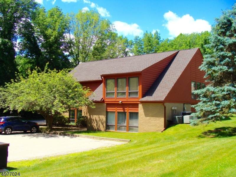 288 Newton Sparta Rd - Photo 1