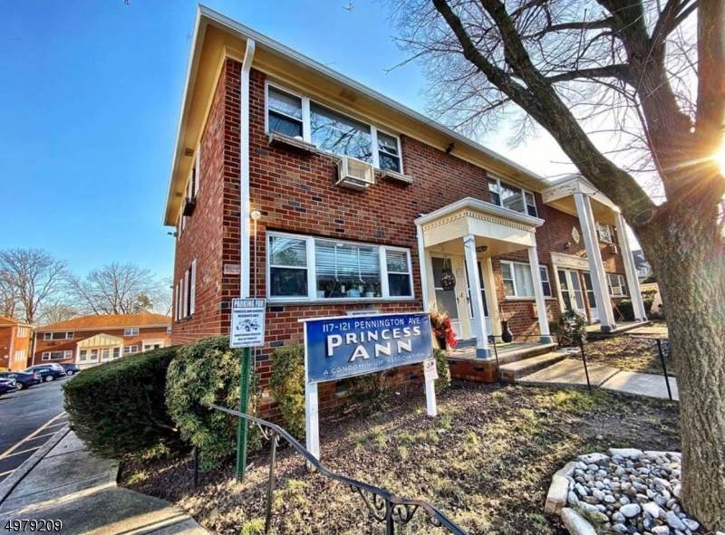 121 Pennington Ave - Photo 1 121 Pennington Ave - Photo 1