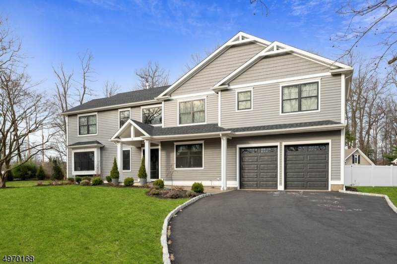 1 Townsend Dr - Photo 1