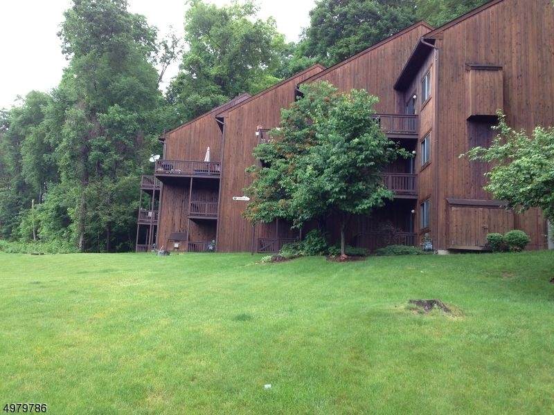 7 Augusta Dr Unit 1 - Photo 1
