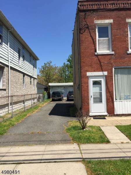 1010 Roselle St - Photo 1