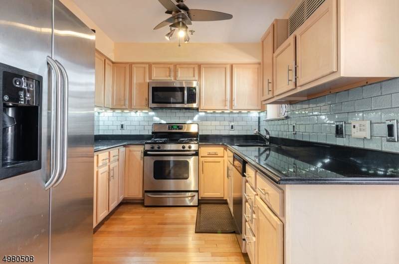 70 S Munn Ave Unit 1107 - Photo 1