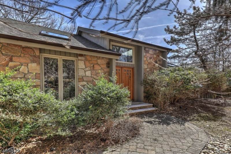 3 Harmony Ln - Photo 1