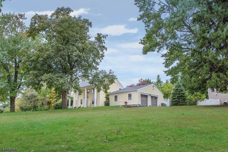 146 W Hobart Gap Rd - Photo 1