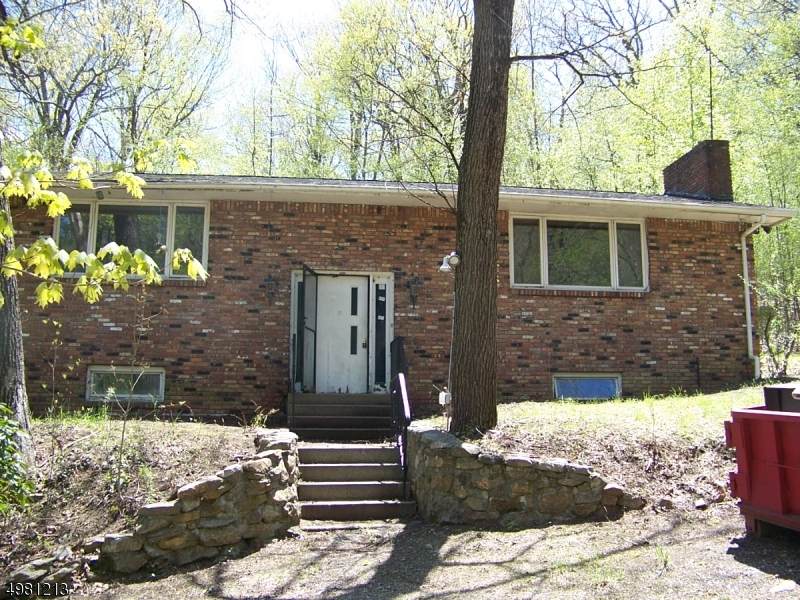 19 Quenby Mountain Rd - Photo 1 19 Quenby Mountain Rd - Photo 1