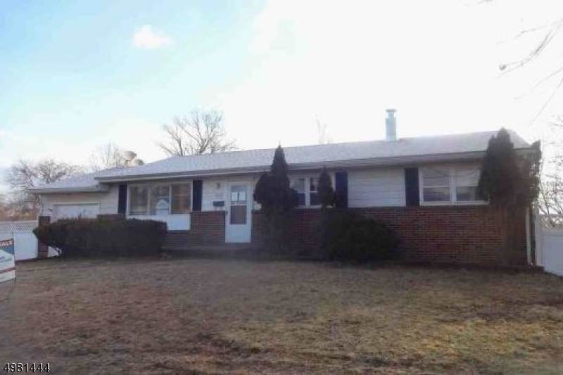 1048 Blandford Ave - Photo 1
