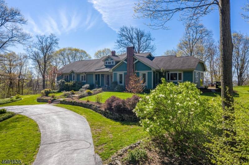 410 Goritz Rd - Photo 1