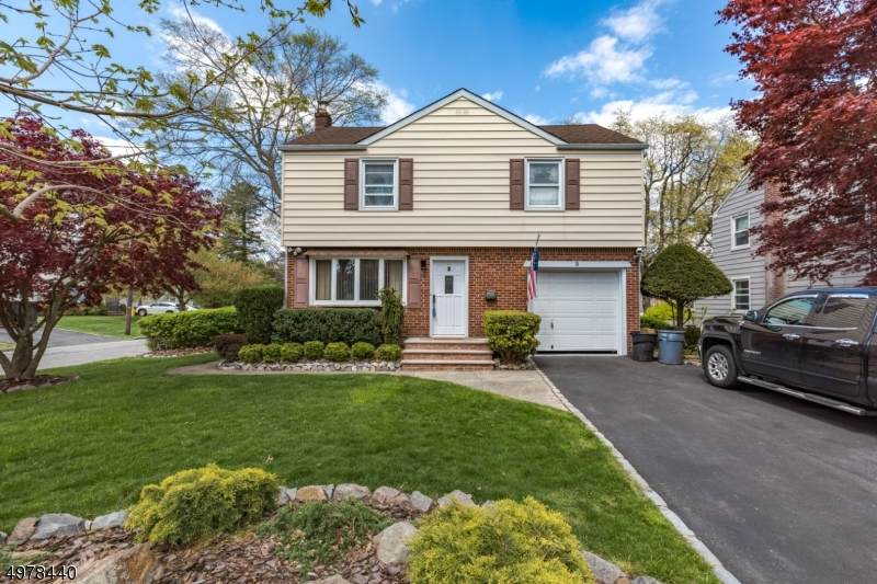 3 Highfield Ln - Photo 1