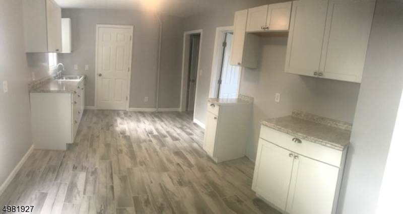 1223 North Ave - Photo 1