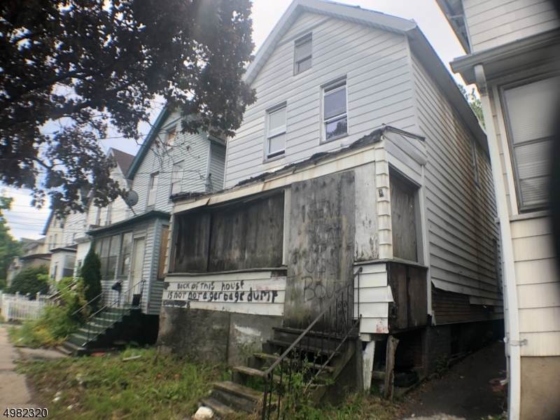 83 Cummings St - Photo 1 83 Cummings St - Photo 1