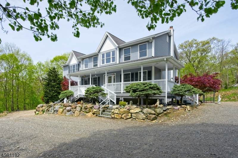 70 White Rd - Photo 1