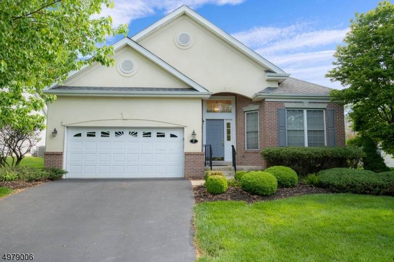 7 Vinson Drive - Photo 1