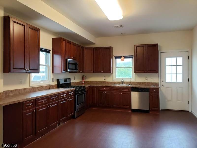 228 Lafayette Ave - Photo 1