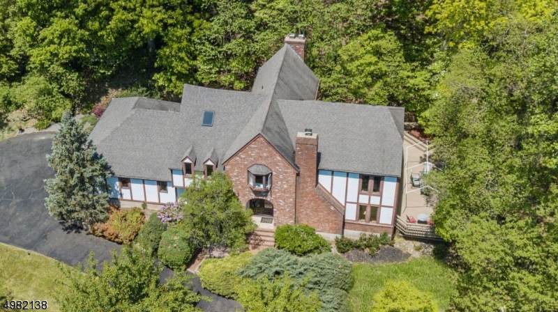 7 Springdale Ln - Photo 1