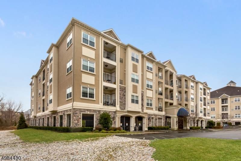 1307 Wickham Ter - Photo 1