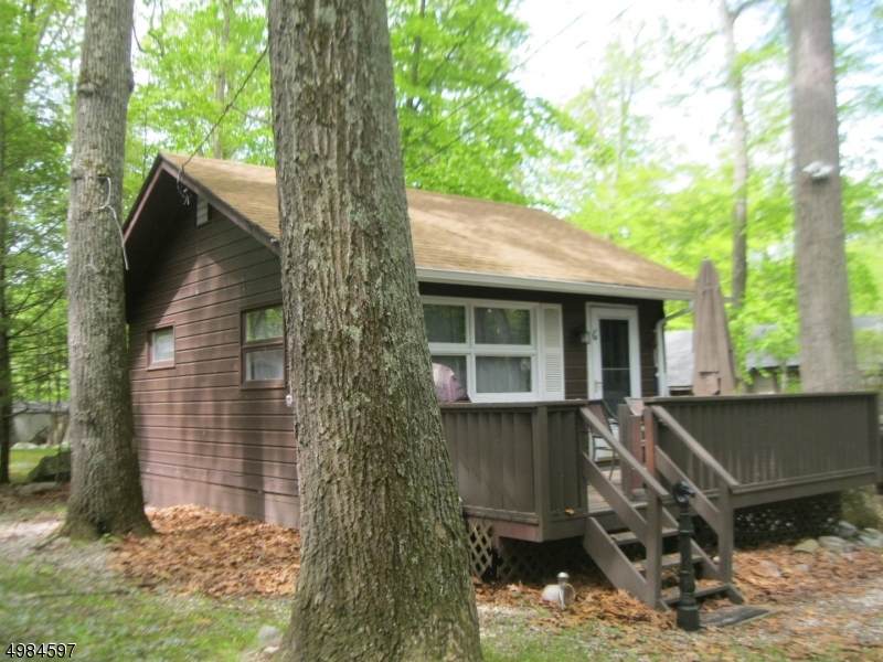 6 Doris Dr - Photo 1