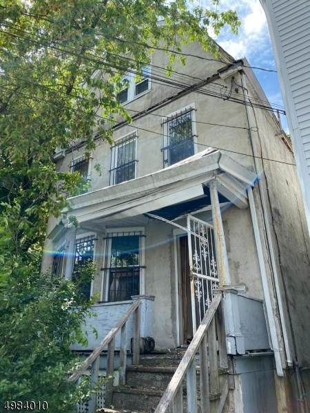 135 Brookside Ave - Photo 1