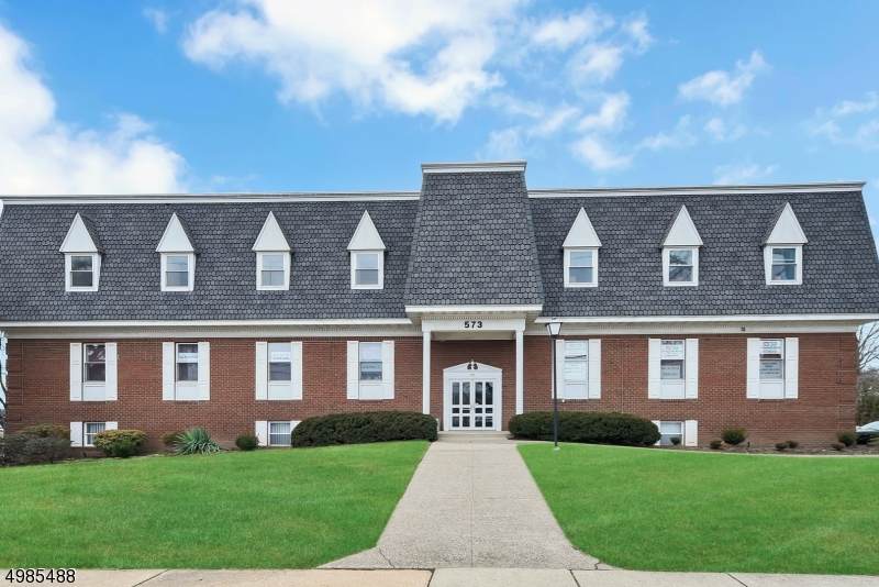 573 Valley Rd, Suite 1 - Photo 1