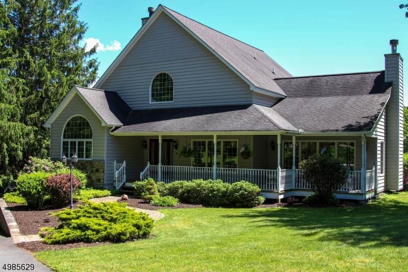 244 Clove Rd - Photo 1