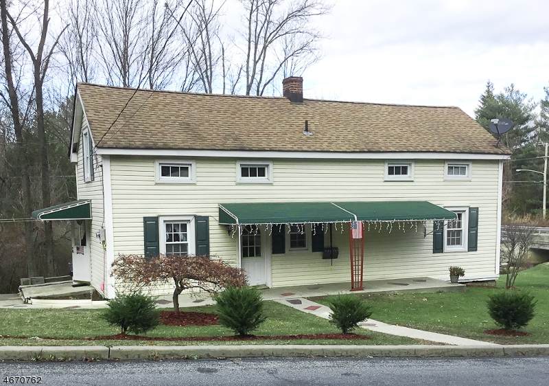 106 Kennedy Ave - Photo 1