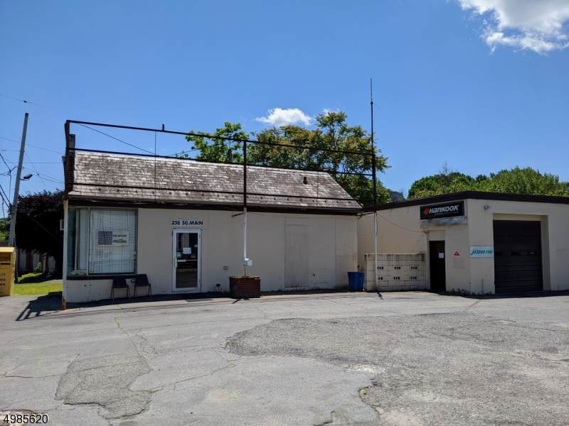 238 S Main St - Photo 1