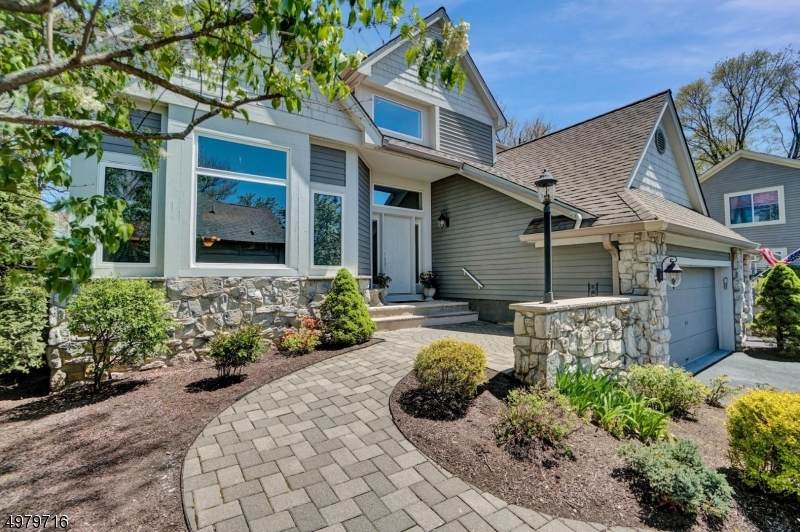 17 Red Oak Dr - Photo 1
