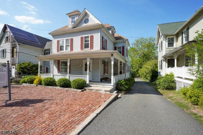 161 Washington St - Photo 1