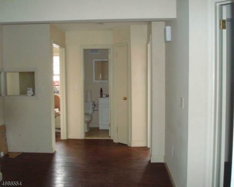 166 Warburton Ave - Photo 1
