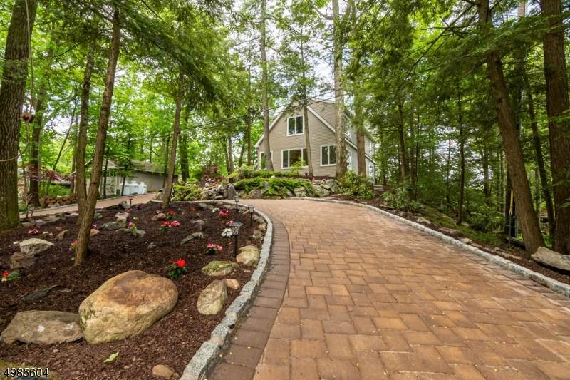 68 High Point Rd - Photo 1
