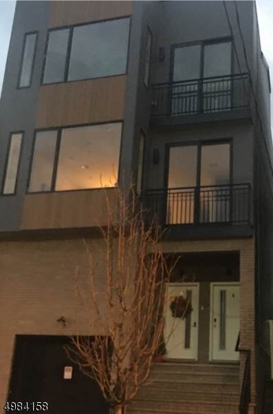 838 S 14Th St - Photo 1