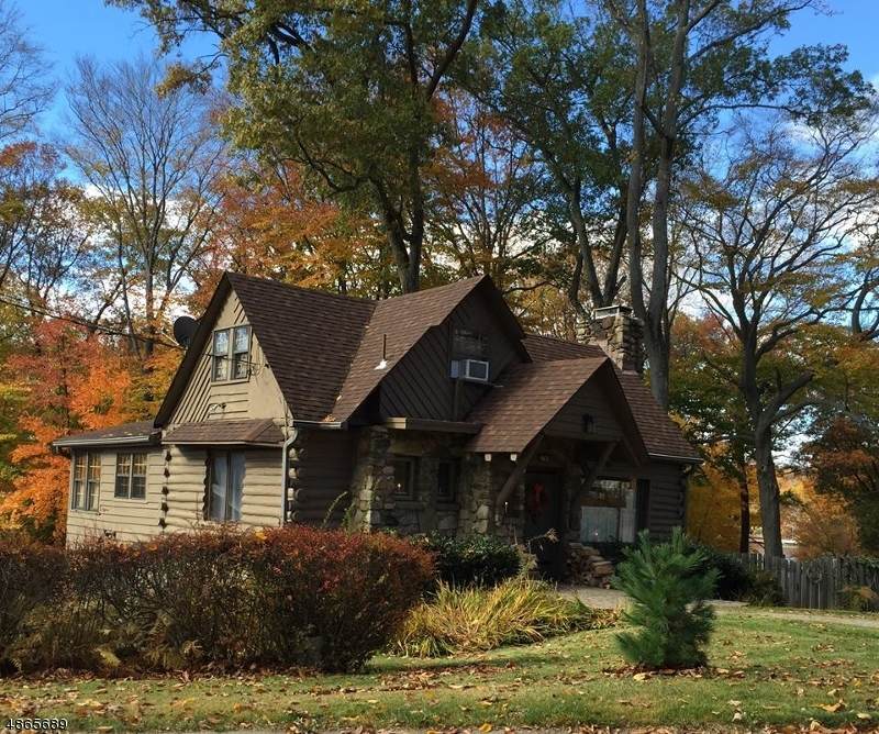 148 Schwarz Blvd - Photo 1